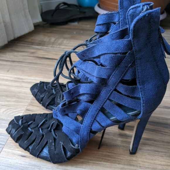 Zara Blue & Black Tie Cage Bootie Heel - Picture 2 of 6